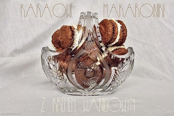 Kakaowe macarons z budyniowym kremem waniliowym