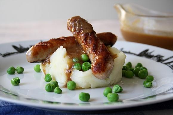 Bangers and mash - kiełbaski z puree ziemniaczanym
