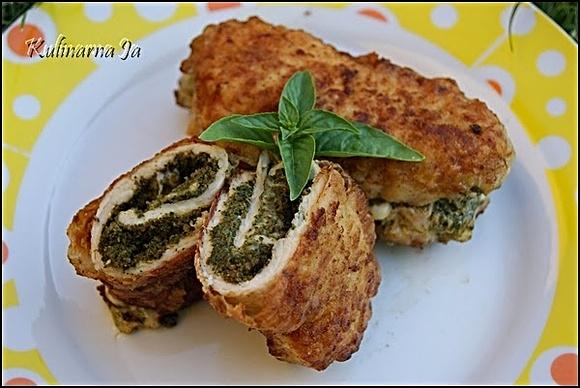 Roladki z kurczaka z pesto
