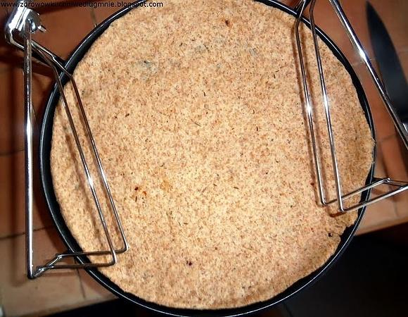 Ciasto na pizzę z semoliną