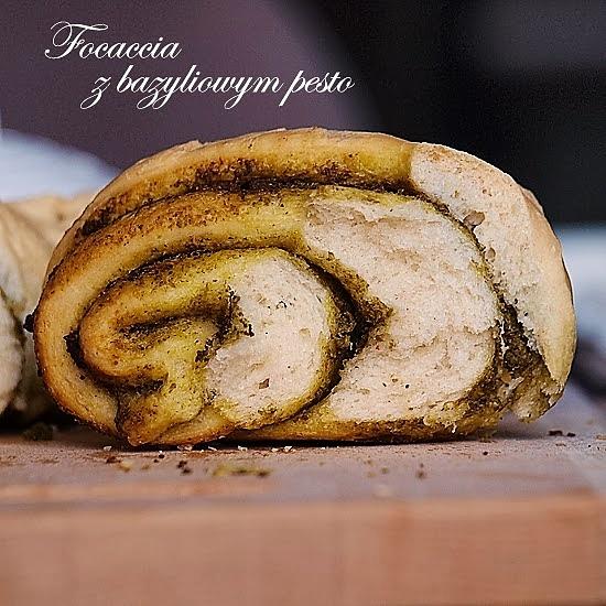 Anello saporito, czyli smakowity pierścień focaccia włoska pieczywo