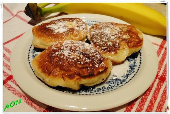 Racuszki drożdżowe z bananami