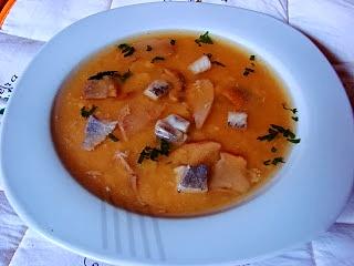 Grochówka wigilijna ze śledziem