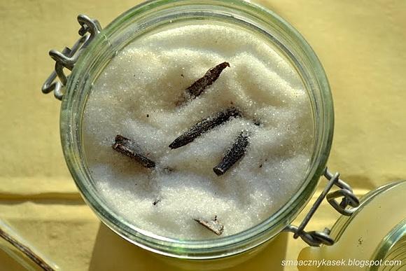 Domowy cukier waniliowy - aromatyczny i naturalny