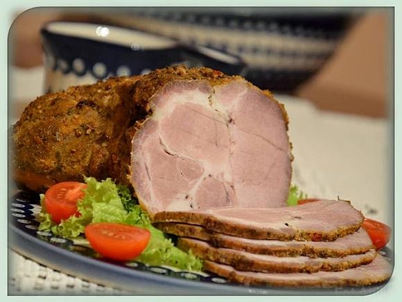 Pieczona karkówka na obiad i wędlinę