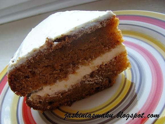 Torcik marchewkowy z kremem mascarpone