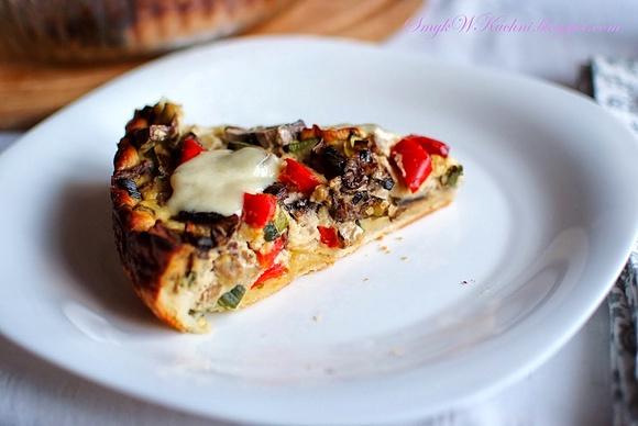 Warzywne quiche z papryką, pieczarkami i mozzarellą