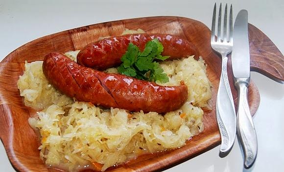 Kapusta duszona z kminkiem i mąką