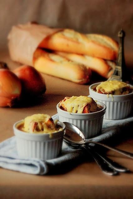 Francuska zupa cebulowa