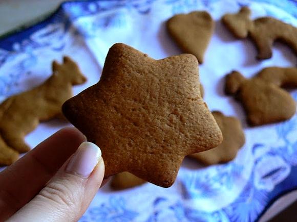 Szwedzkie pierniczki pepparkakor przepis z ikei