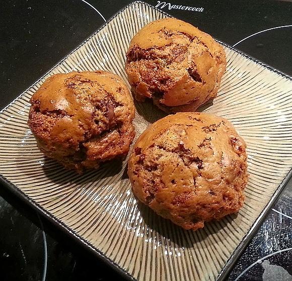 Muffinki czekoladowe z jajkiem niespodzianką i plaskatkami