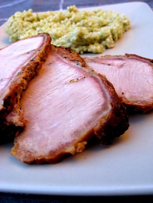 Pieczona sztuka mięsa z risotto bazyliowym