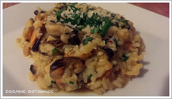 Risotto z małżami, pomidorkami i parmezanem