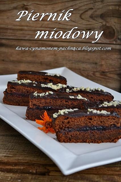 Piernik miodowy z powidłami