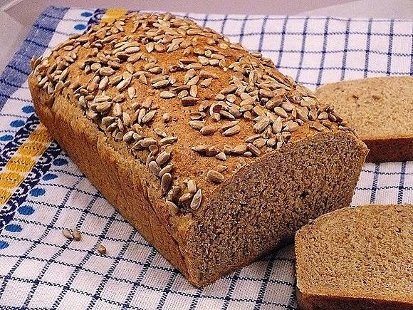 Chleb żytni ze słonecznikiem