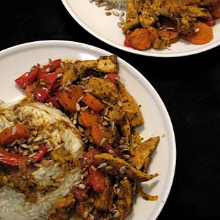 Kurczak curry z ryżem i warzywami