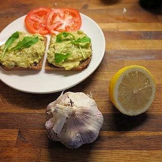 Pasta z avocado