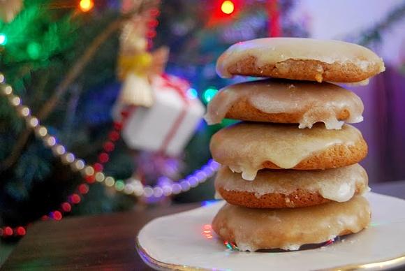 Lebkuchen niemieckie pierniczki miękkie i lukrowane