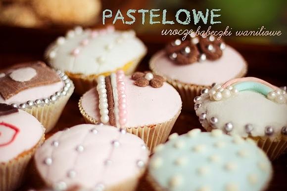 Pastelowe babeczki waniliowe