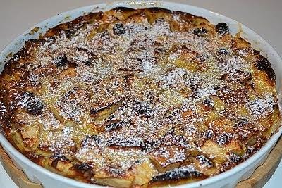 Zimowe cynamonowe clafoutis z jabłkami