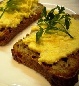 Pasta jajeczna po żydowsku
