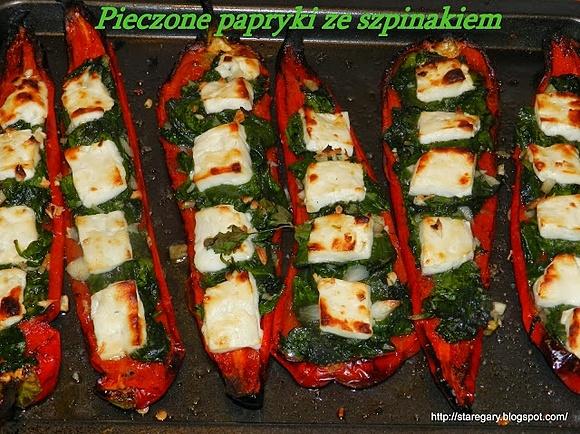 Pieczone papryki ze szpinakiem