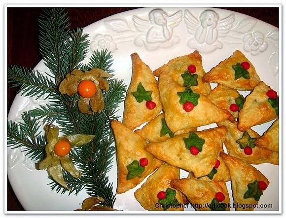 Świąteczne pierogi z kapustą i grzybami