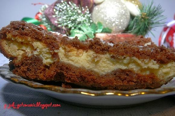Królewski sernik z twarogiem i kakaowym spodem