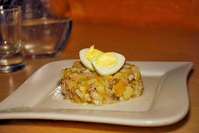 Tatar ze śledzia z chili