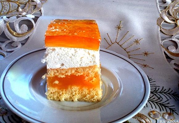 Ciasto Kubuś z galaretką i bitą śmietaną o smaku limonki