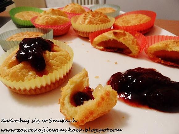 Popovers - lekkie, jajeczne muffinki na śniadanie
