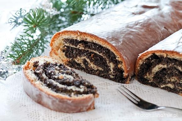 Makowiec zawijany świąteczny drożdżowy