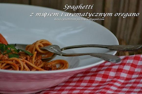 Spaghetti z mięsem i oregano