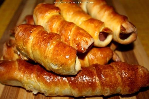 Parówki w cieście