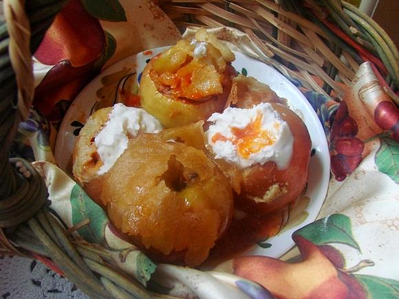 Pączki z jabłek