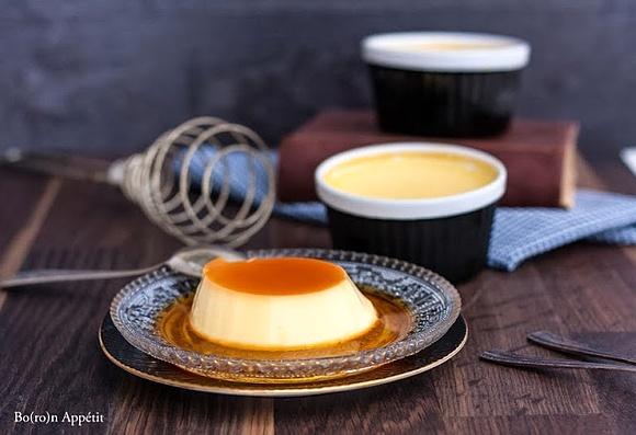 Flan hiszpański - krem karmelowy deser popularny w Hiszpanii