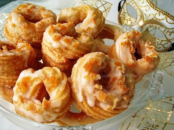 Gniazdka - hiszpańskie pączki na tłusty czwartek