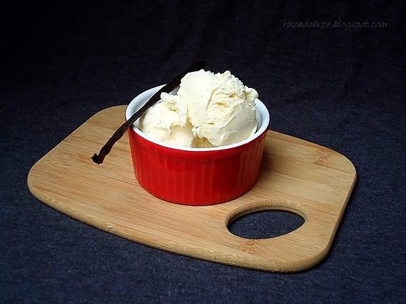 Spacery w ciemnościach i lody waniliowe