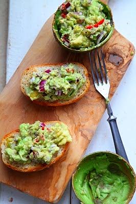 Grzanki z guacamole