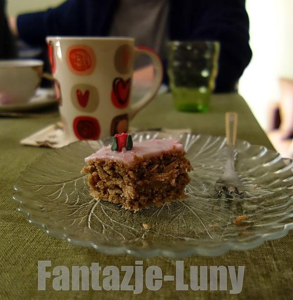 Zdrowe ciasto zimowe z żurawiną i cynamonem