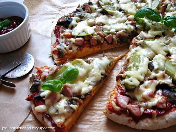 Pizza wiejska