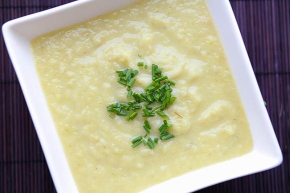 Zupa z porów z ziemniakami i mlekiem