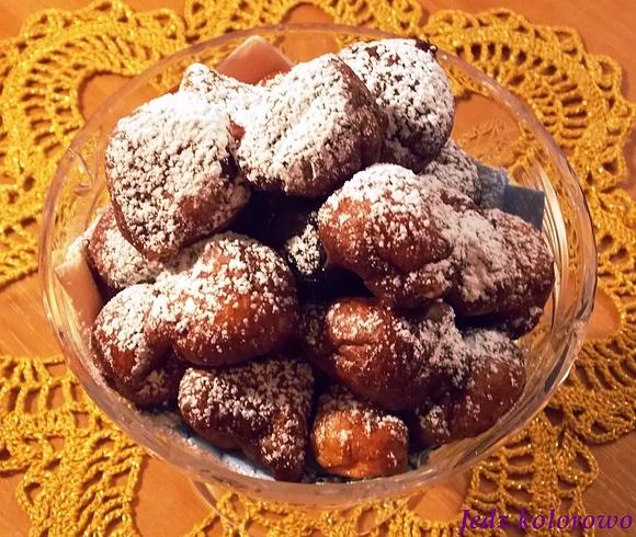 Pączki z serkiem waniliowym i ajerkoniakiem