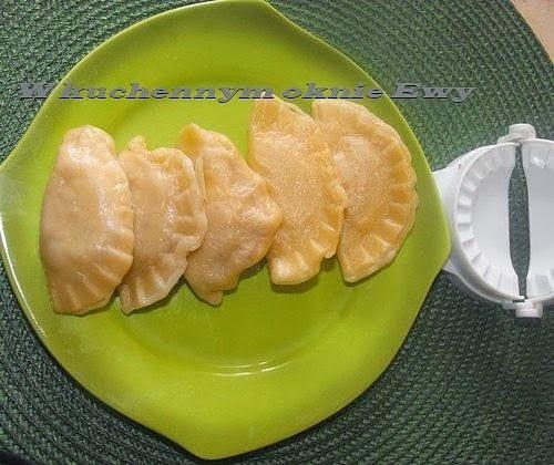 Pierogi z kaszą gryczaną i twarogiem