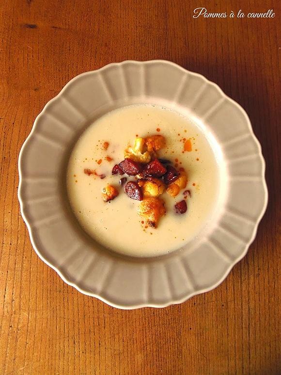 Potage Dubarry z kalafiora i chorizo