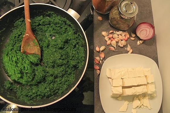 Zapiekanka ziemniaczana ze szpinakiem i serem feta