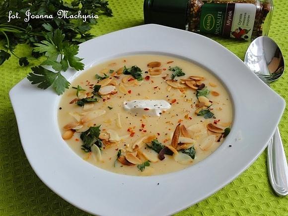 Ziemniaczany krem z przyprawami Kamis