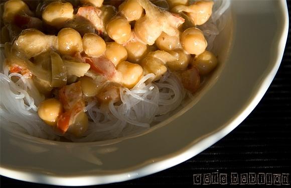 Curry z ciecierzycą