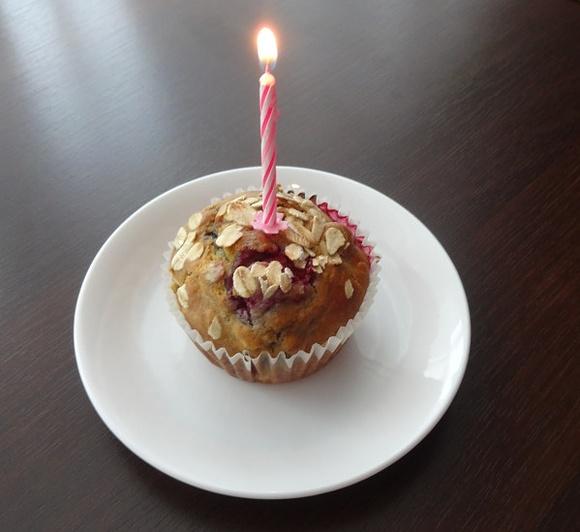 Owsiane muffiny z malinami na urodziny Zakątku Smaku