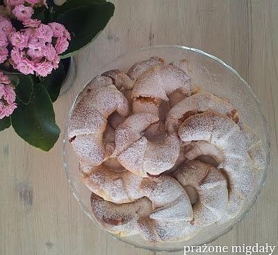 Rogaliki drożdżowe